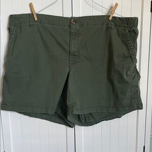Old Navy Olive Green Shorts xxl